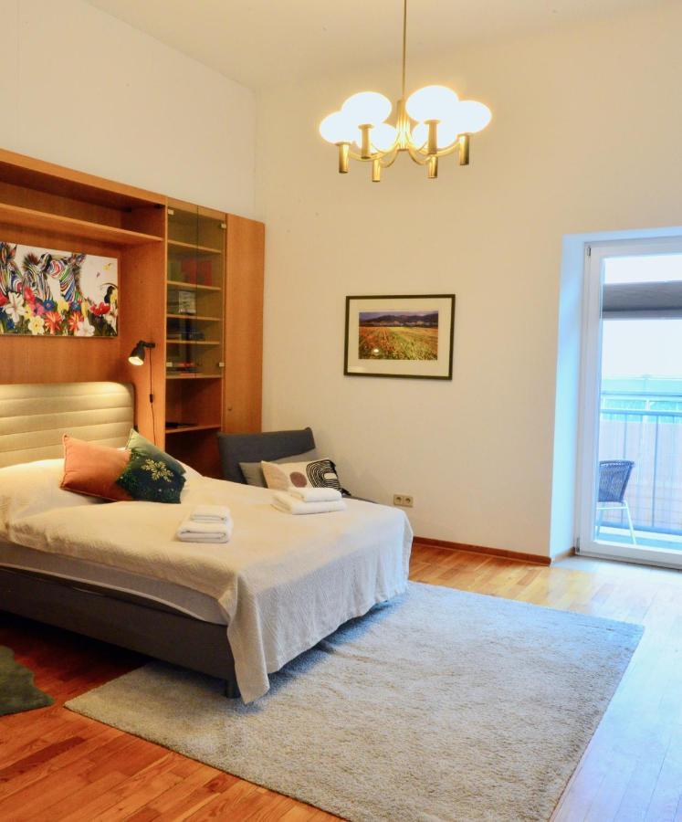 Apartament Charming With Balcony In Hip & Trendy Margareten