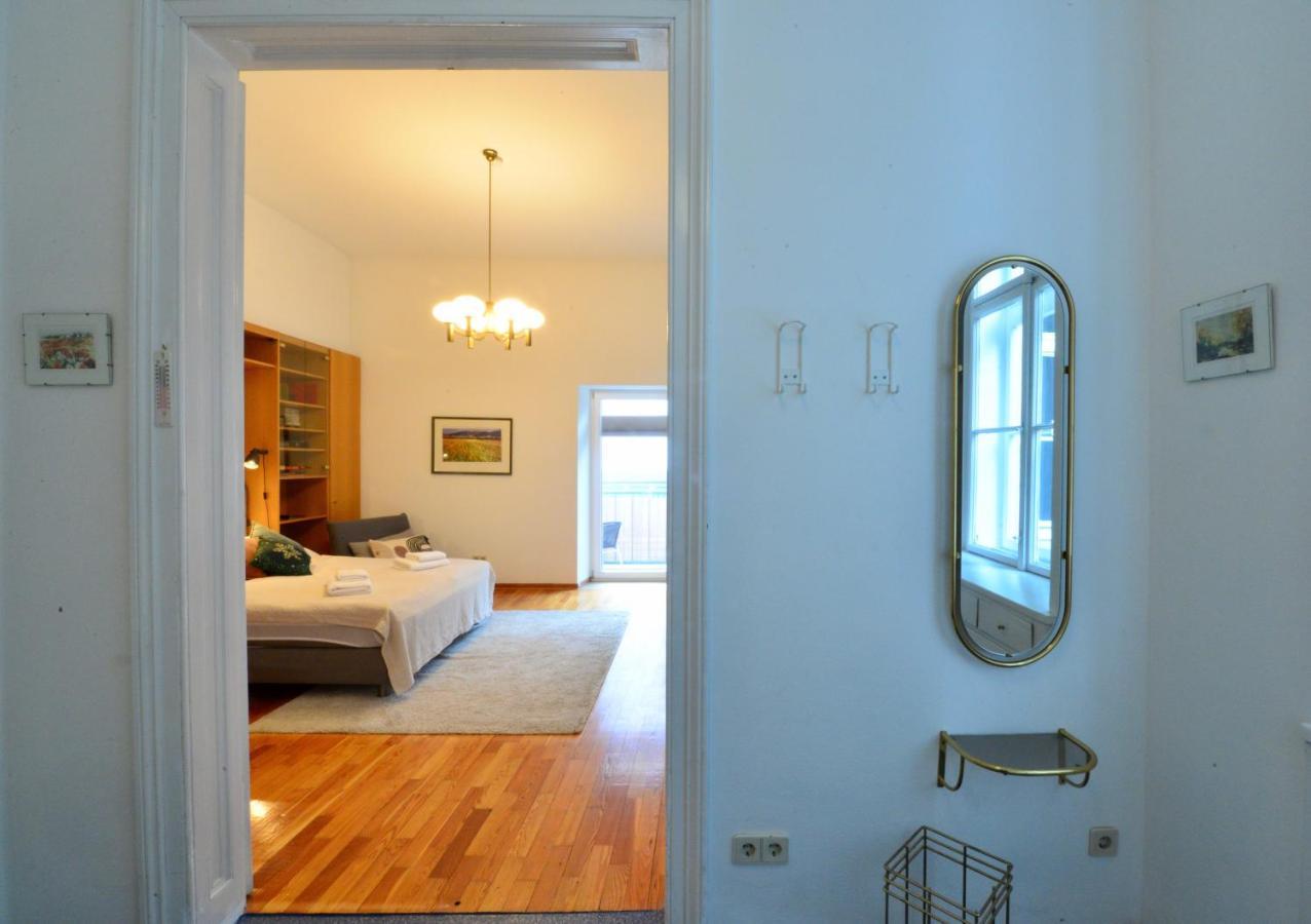 Apartament Charming With Balcony In Hip & Trendy Margareten Wiedeń